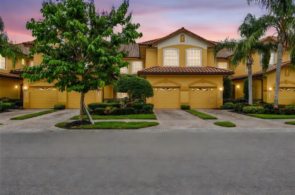 8161 MIRAMAR WAY 8161, Lakewood Ranch, FL 34202