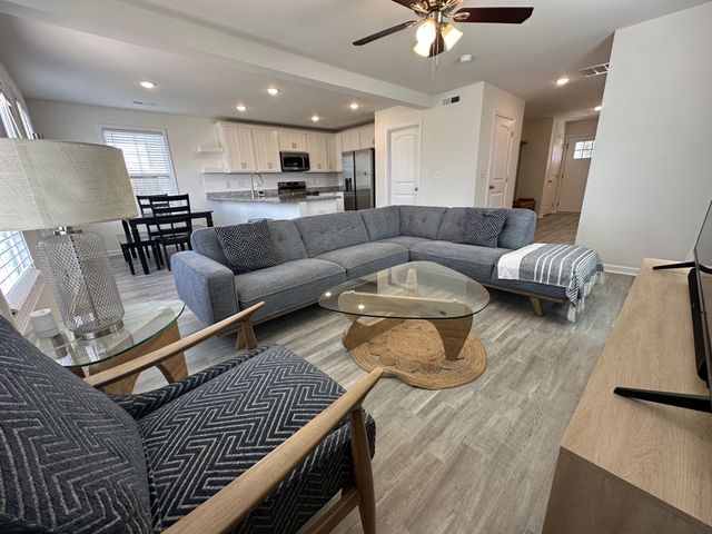 128 Quarry Ridge Rd, Clarksville, TN 37043