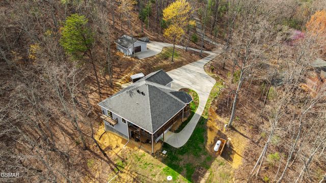 2932 Mockingbird Way, Sevierville, TN 37862