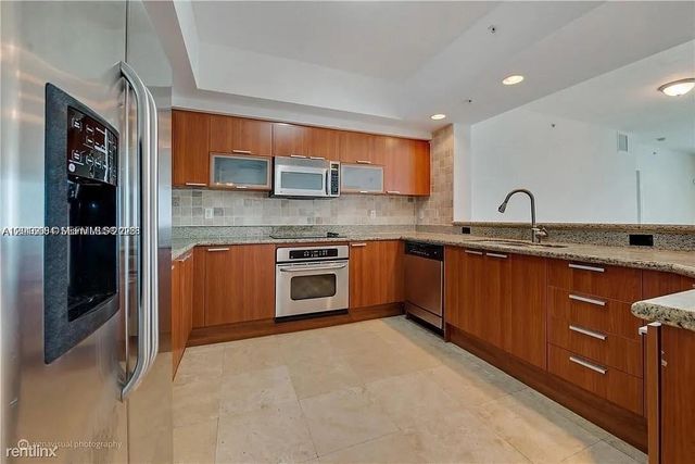 14951 Royal Oaks Ln 1908, North Miami, FL 33181