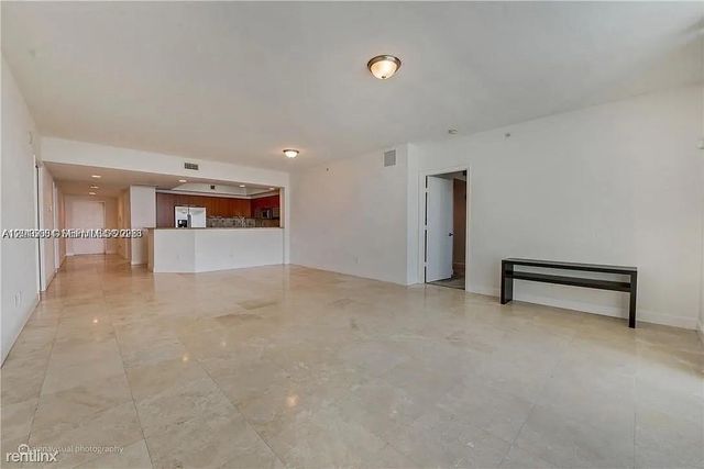14951 Royal Oaks Ln 1908, North Miami, FL 33181