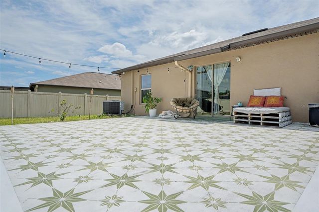 6671 MINERAL SPRINGS ROAD, New Port Richey, FL 34653