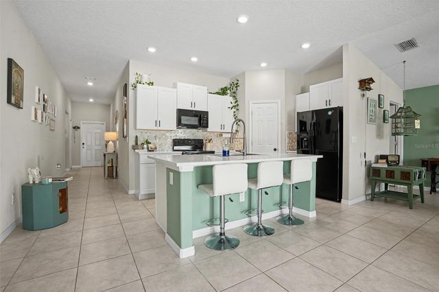 6671 MINERAL SPRINGS ROAD, New Port Richey, FL 34653