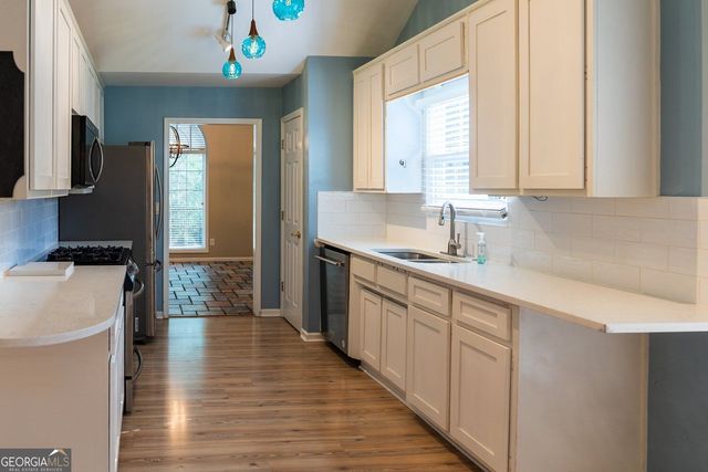 1909 Brookhill Way SW, Snellville, GA 30078