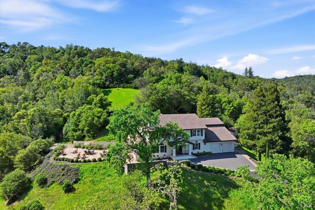 3277 Dry Creek Rd, Napa, CA 94558