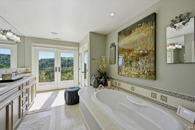 3277 Dry Creek Rd, Napa, CA 94558