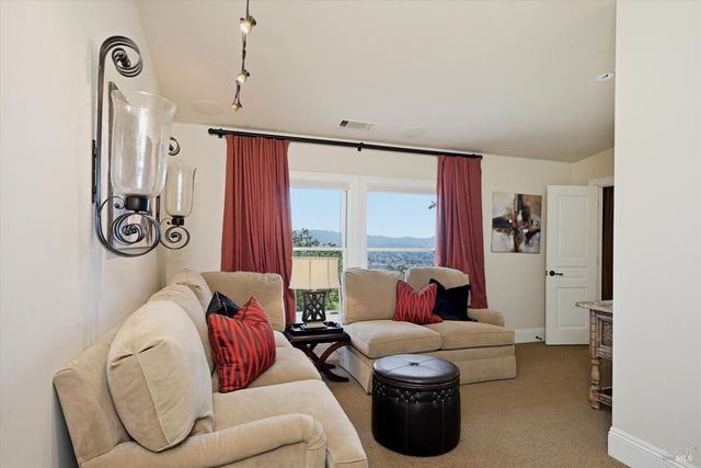 3277 Dry Creek Rd, Napa, CA 94558