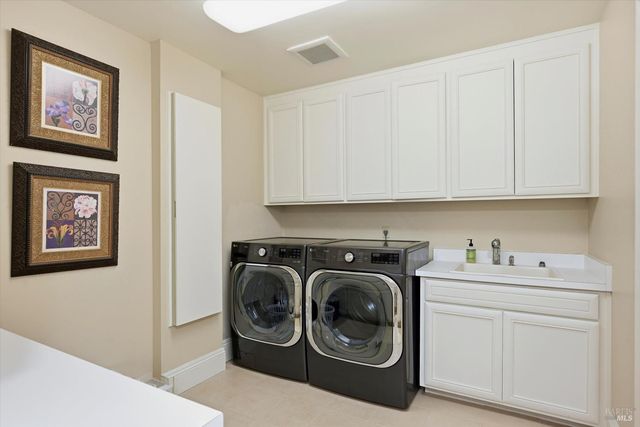 3277 Dry Creek Rd, Napa, CA 94558