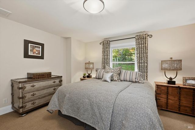 3277 Dry Creek Rd, Napa, CA 94558