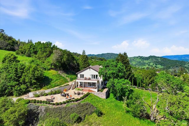 3277 Dry Creek Rd, Napa, CA 94558