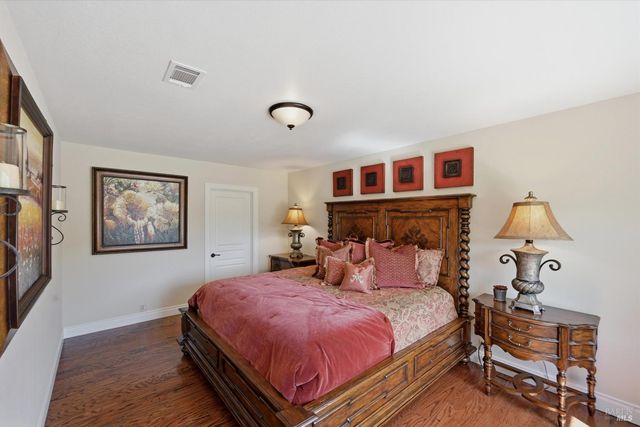 3277 Dry Creek Rd, Napa, CA 94558