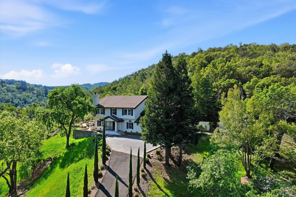 3277 Dry Creek Rd, Napa, CA 94558