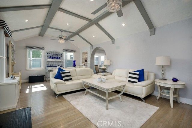 207 Santa Ana, Long Beach, CA 90803