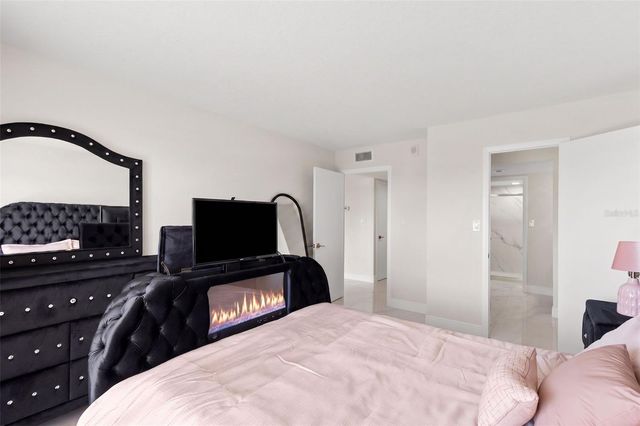 51 ISLAND WAY 608, Clearwater Beach, FL 33767