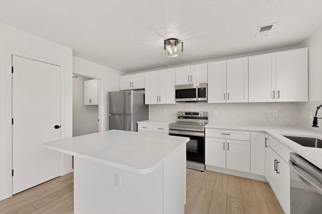 2100 Sea Foam Street NW, Albuquerque, NM 87120