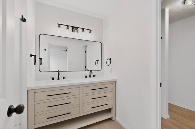 2100 Sea Foam Street NW, Albuquerque, NM 87120