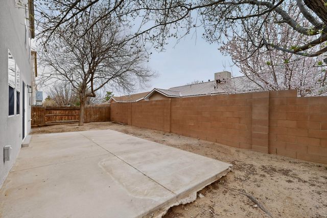 2100 Sea Foam Street NW, Albuquerque, NM 87120