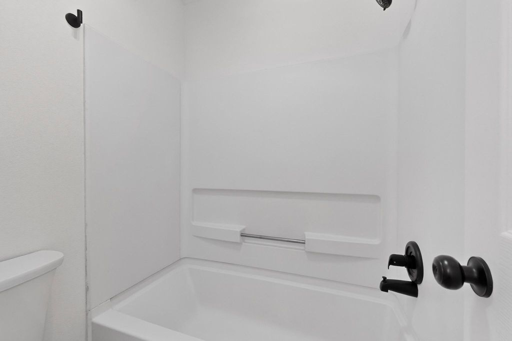 Image 23 of property listing at 2100 Sea Foam Street NW, Albuquerque, NM 87120