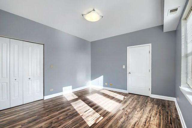 7724 S Cornell Avenue 3U, Chicago, IL 60649