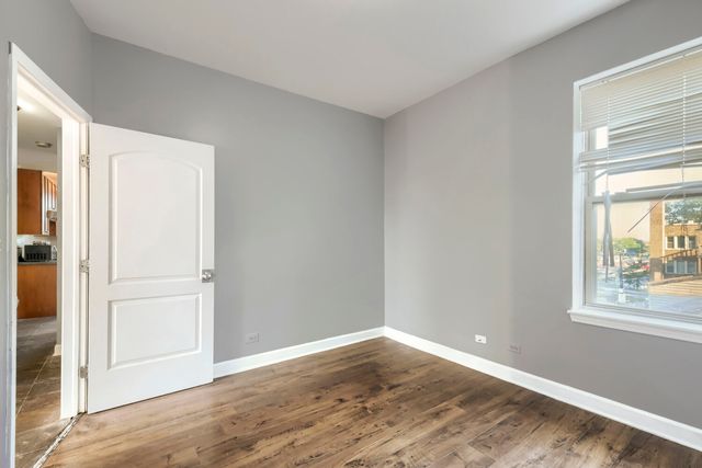 7724 S Cornell Avenue 3U, Chicago, IL 60649