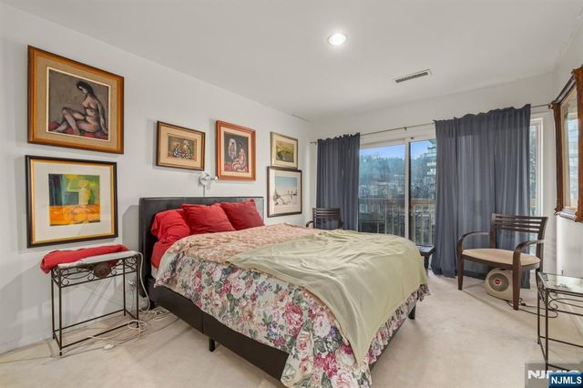 1225 River Road 11D, Edgewater, NJ 07020