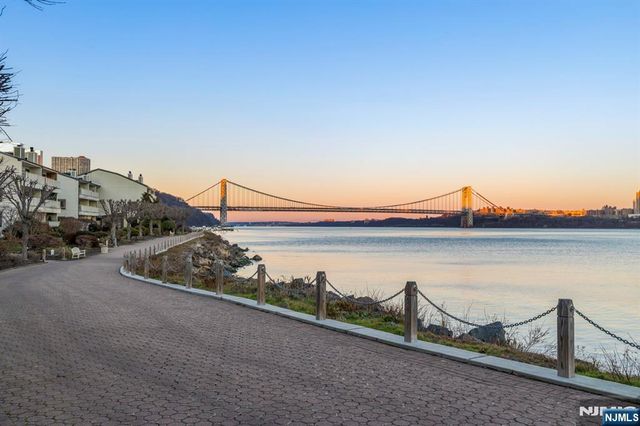 1225 River Road 11D, Edgewater, NJ 07020