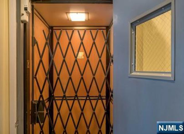 1225 River Road 11D, Edgewater, NJ 07020