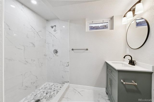 225 Tucson Street, Aurora, CO 80011