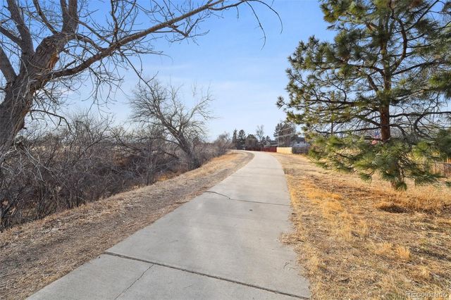 225 Tucson Street, Aurora, CO 80011