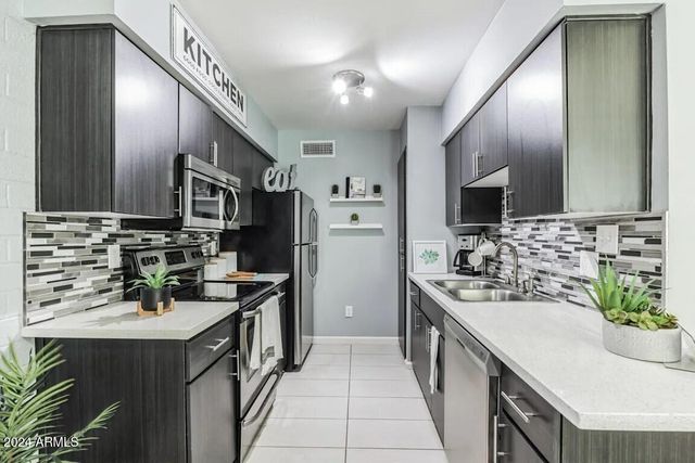 1220 N 44TH Street 1, Phoenix, AZ 85008