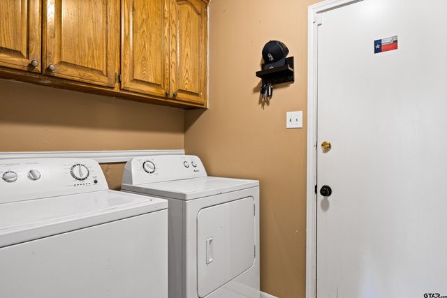 306 Bermuda Dr., White Oak, TX 75693