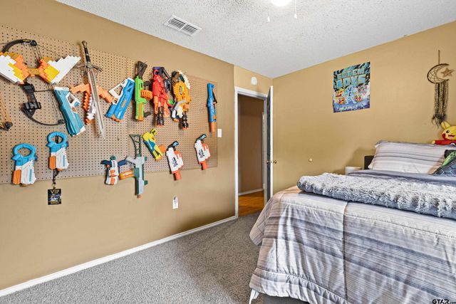 306 Bermuda Dr., White Oak, TX 75693