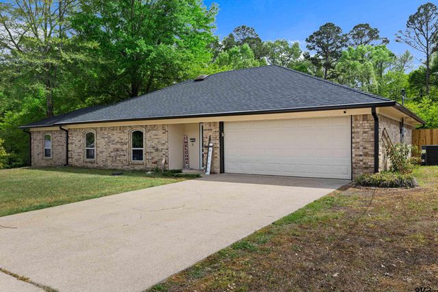 306 Bermuda Dr., White Oak, TX 75693