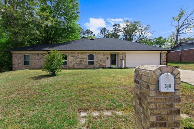 306 Bermuda Dr., White Oak, TX 75693