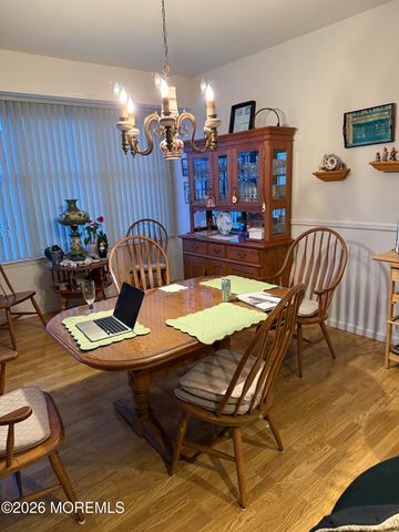 7 Albatross Point, Bayville, NJ 08721