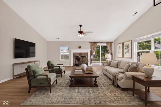 10996 Ridge Court, Fishers, IN 46038