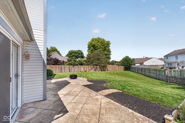 10996 Ridge Court, Fishers, IN 46038
