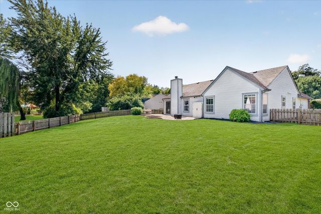 10996 Ridge Court, Fishers, IN 46038