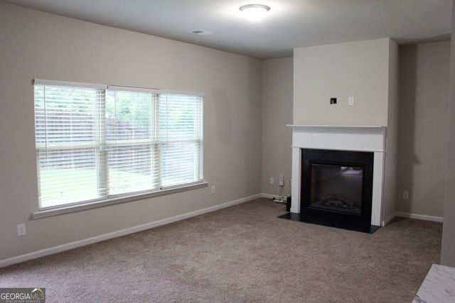 278 Stillwood Drive, Newnan, GA 30265