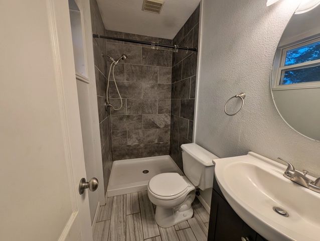 205 Peach Street, Harrison, AR 72601