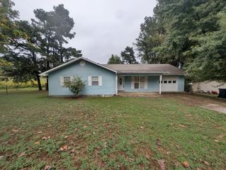 205 Peach Street, Harrison, AR 72601