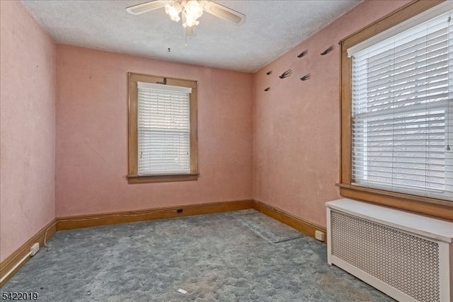 52 Manner Ave, Garfield City, NJ 07026