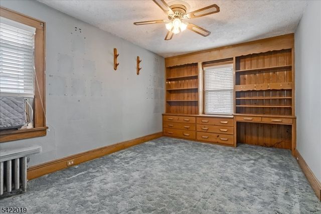 52 Manner Ave, Garfield City, NJ 07026