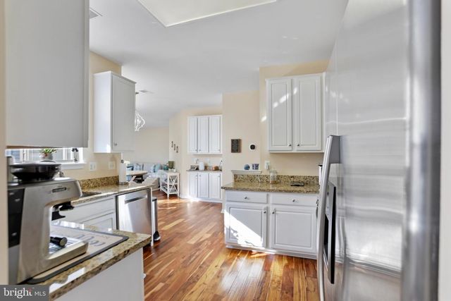 43719 MIDDLEBROOK TER, Ashburn, VA 20147