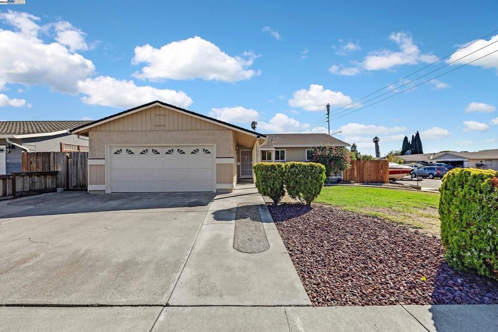 5603 Wintergreen Dr, Newark, CA 94560