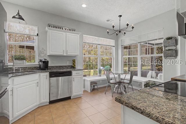 237 Landing Ln, Bluffton, SC 29909