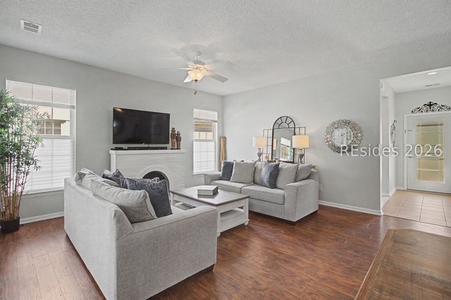 237 Landing Ln, Bluffton, SC 29909