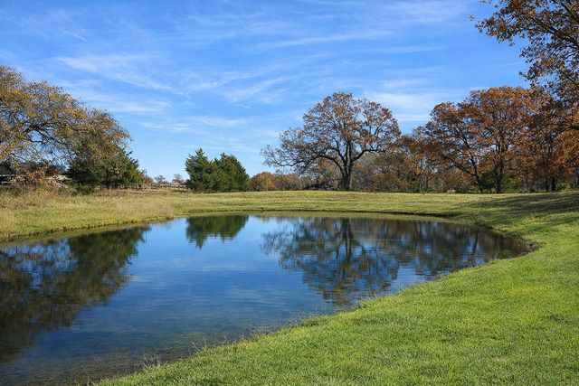 7031 Red Rock Road, Franklin, TX 77856