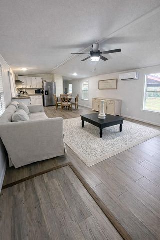 7031 Red Rock Road, Franklin, TX 77856