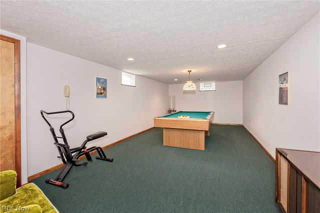 7681 Plumwood Lane, Seven Hills, OH 44131